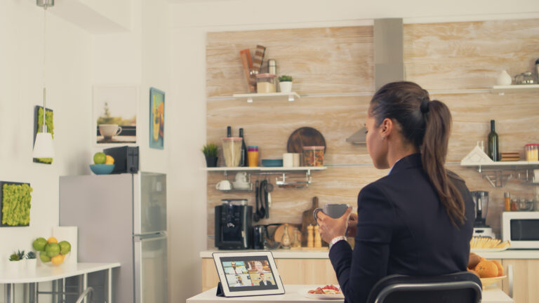 Best Virtual Assistants for Startups & Small Business Owners